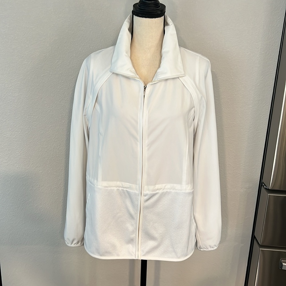 Zenergy Golf By Chico's White Jacket with Removable Sleeves Size 2 (reg 12-14)